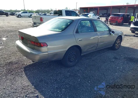 1999 Toyota Camry Le V6 from USA, damaged, VIN 4T1BF28K3XU083415